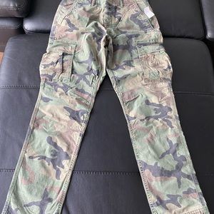 The Gap Mens Camo / Army Pants